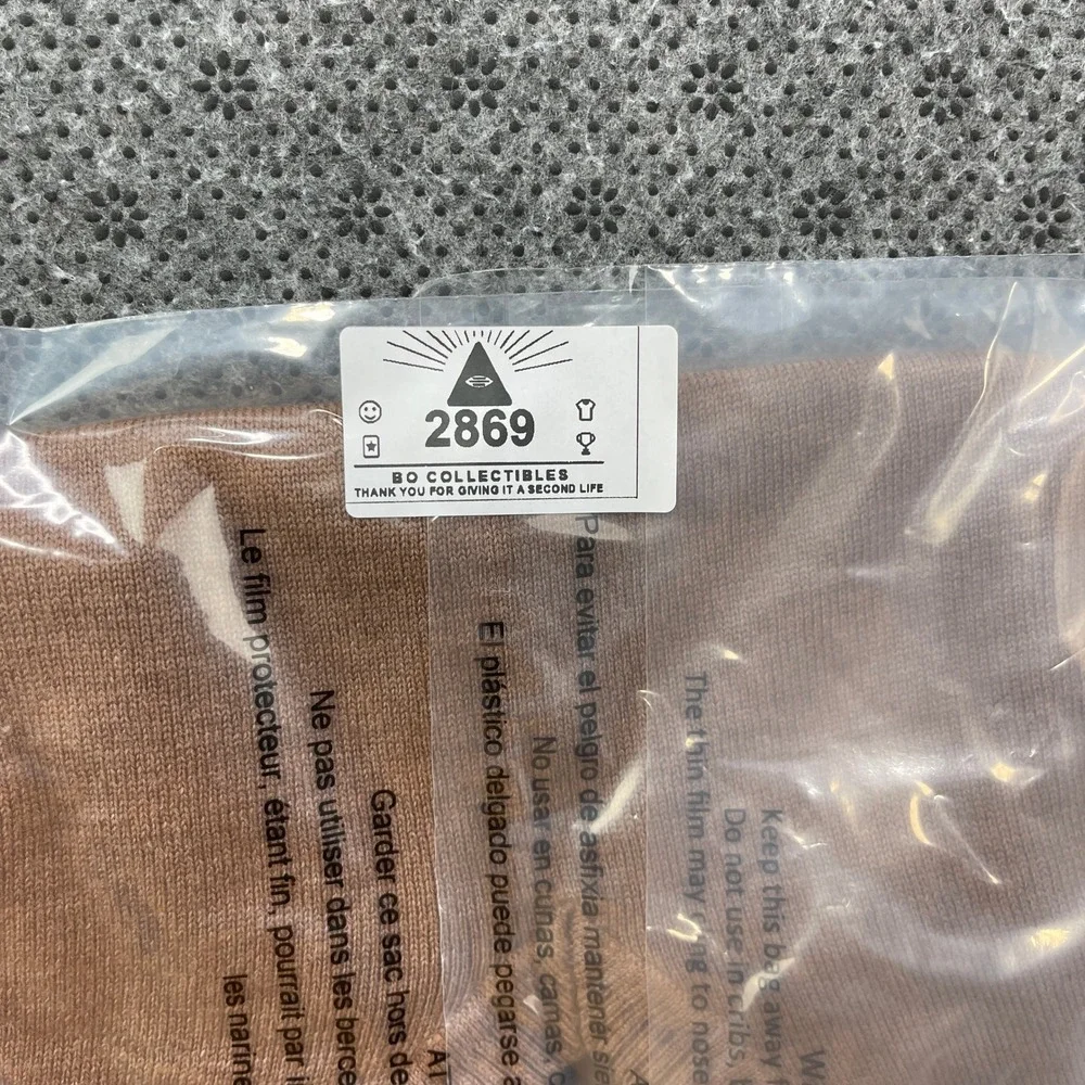Banana Republic Mens M Extra Fine Merino Wool V-Neck Sweater Camel Brown